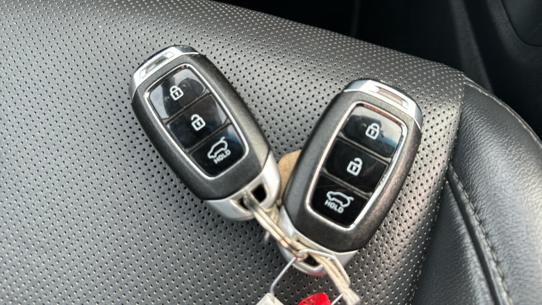 Hyundai Kona 1.6 GDi Hybrid Ultimate 5dr DCT Hybrid Hatchback